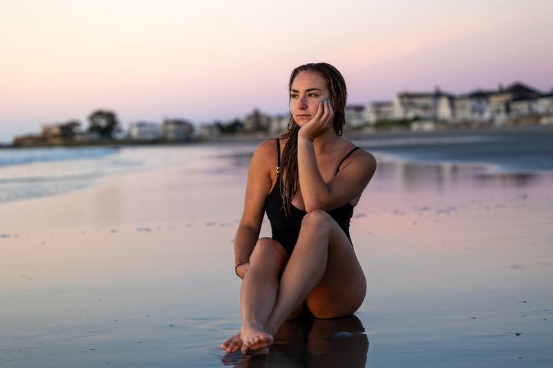 Barefoot at the tide